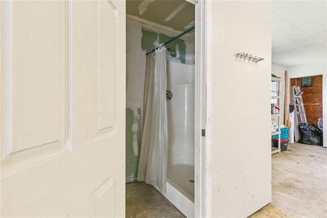202 Amelia St, Destrehan, LA 70047 - bathroom with a shower stall