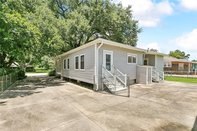 202 Amelia St, Destrehan, LA 70047 - view of front of home featuring entry steps