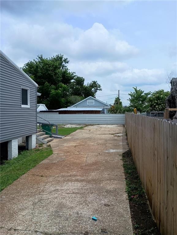 805 Ave A, Marrero, LA 70072 - view of yard