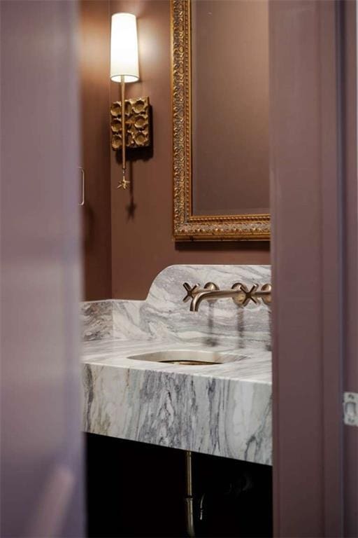 209 Avenue E Ave E, Metairie, LA 70005 - bathroom featuring vanity