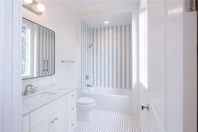209 Avenue E Ave E, Metairie, LA 70005 - bathroom with vanity, plenty of natural light, and bathtub / shower combination
