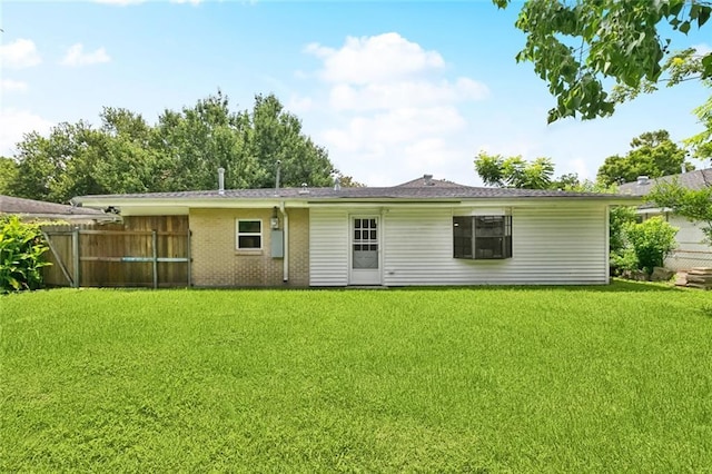 2900 Somerset Dr, New Orleans, LA 70131 - rear view of house featuring brick siding