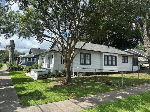 1401 Jefferson St, Gretna, LA 70053 - view of front of home