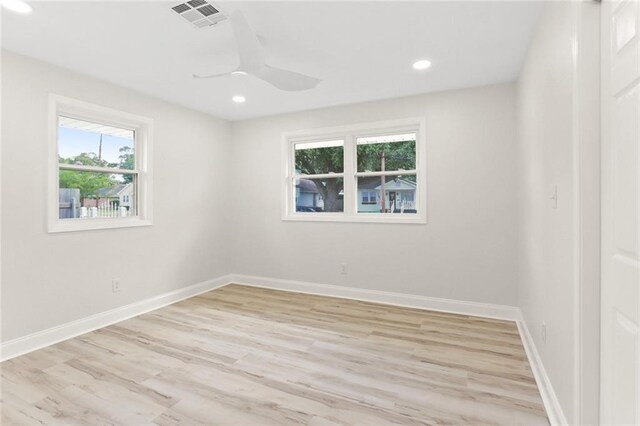 40 Holly Dr, Gretna, LA 70053 - spare room featuring recessed lighting, light wood finished floors, and a ceiling fan