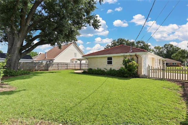 40 Holly Dr, Gretna, LA 70053 - view of fenced backyard