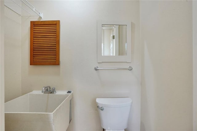 4740 Avron Blvd, Metairie, LA 70006 - bathroom featuring toilet and a sink