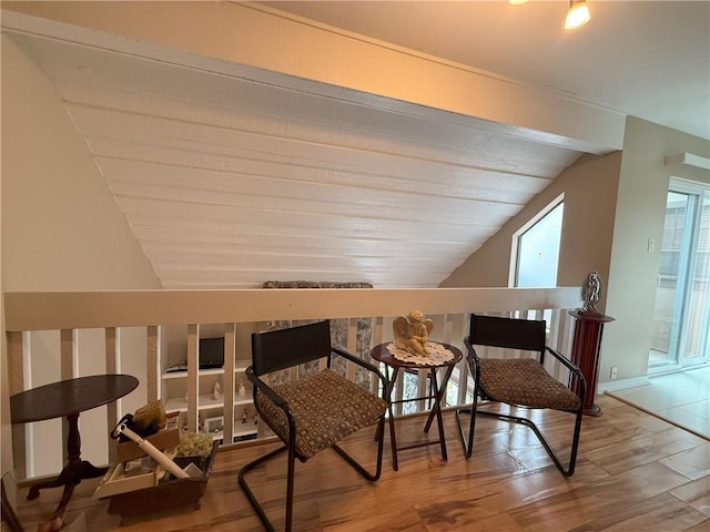 4135 Loire Dr Unit B, Kenner, LA 70065 - sitting room with lofted ceiling and wood finished floors