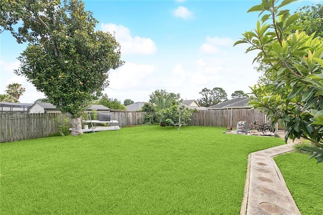 4513 Dreyfous Ave, Metairie, LA 70006 - fenced backyard with a patio