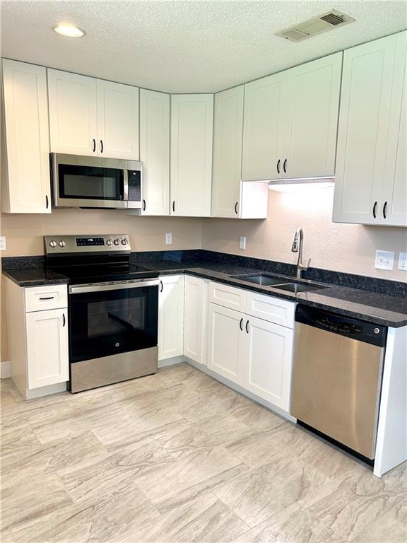 701 La Salle Dr, La Place, LA 70068 - photo 4