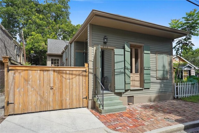 626 Independence St, New Orleans, LA 70117 - photo 2
