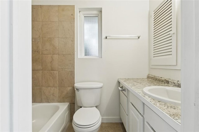 6501 Lafreniere St, Metairie, LA 70003 - full bath featuring vanity and toilet