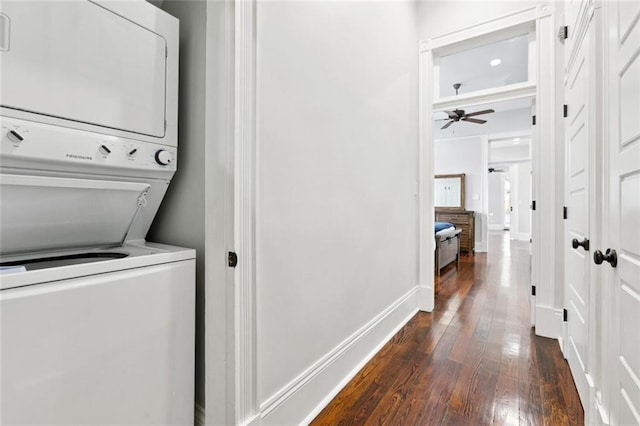 4532-34 Chestnut St, New Orleans, LA 70115 - laundry area featuring stacked washer / dryer, dark wood finished floors, and a ceiling fan