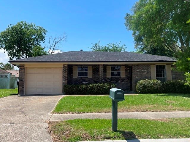 7840 Wave Dr, New Orleans, LA 70128 - photo 1