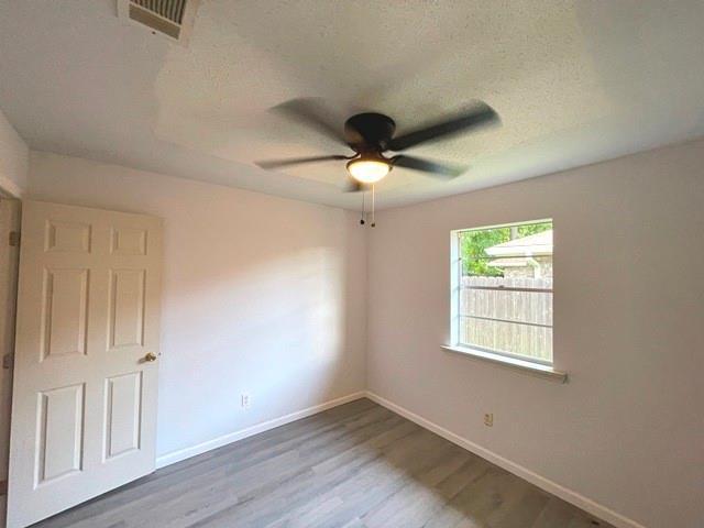 7840 Wave Dr, New Orleans, LA 70128 - photo 15