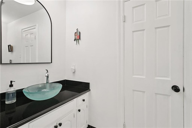 925 Winona Dr, Mandeville, LA 70471 - bathroom with vanity