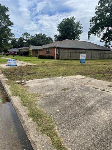 1919 Idaho Ave, Kenner, LA 70062 - photo 1