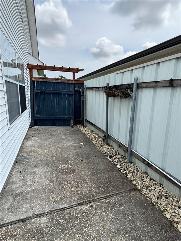 2586 Foliage Dr, Marrero, LA 70072 - photo 30