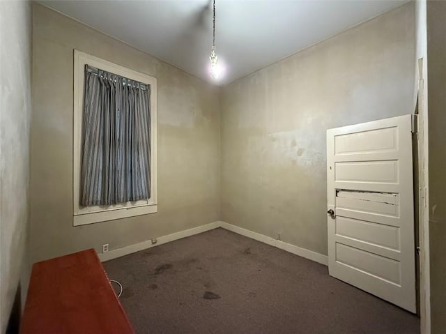 223335 Baronne St, New Orleans, LA 70113 - carpeted empty room with baseboards