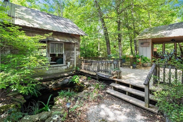 81011 Bob Baxter Rd, Bush, LA 70431 - deck with an outbuilding
