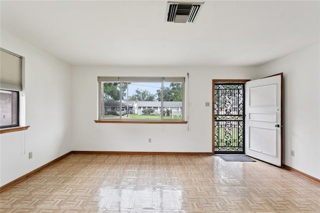 2417 Maine Ave, Metairie, LA 70003 - foyer entrance with baseboards