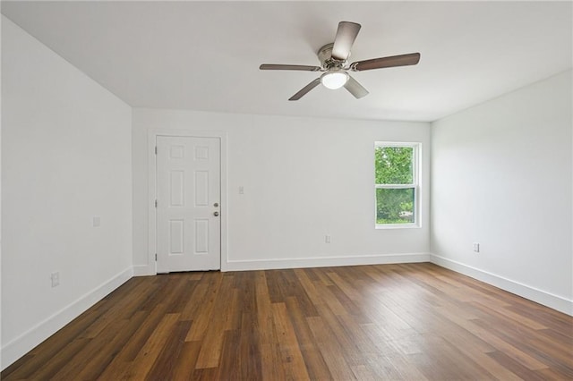 3304 Metropolitan St, New Orleans, LA 70126 - spare room with wood finished floors and a ceiling fan