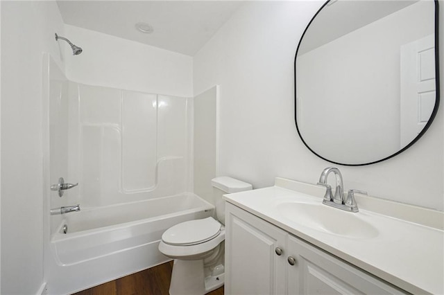 3304 Metropolitan St, New Orleans, LA 70126 - full bathroom featuring vanity, tub / shower combination, and wood finished floors
