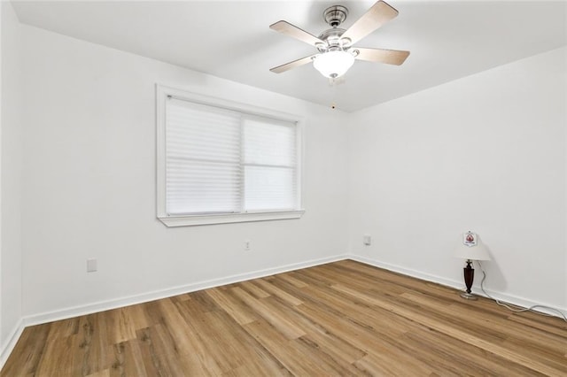 3809 N Woodlawn Ave, Metairie, LA 70006 - empty room featuring light wood finished floors and ceiling fan