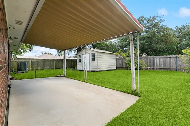 3809 N Woodlawn Ave, Metairie, LA 70006 - fenced backyard featuring a patio and a storage shed