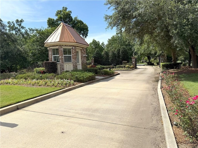 22 Arbor Ln, New Orleans, LA 70131