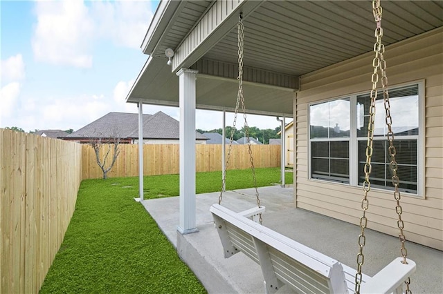 5233 Savannah Ln, Marrero, LA 70072 - fenced backyard with a patio area