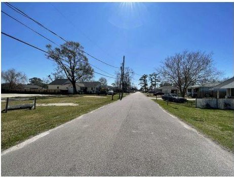 637 Linden St, Metairie, LA 70003