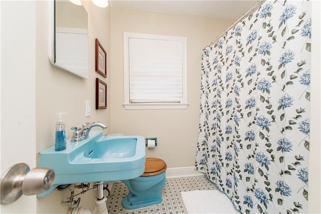 137 Diane Ave, River Ridge, LA 70123 - bathroom featuring curtained shower