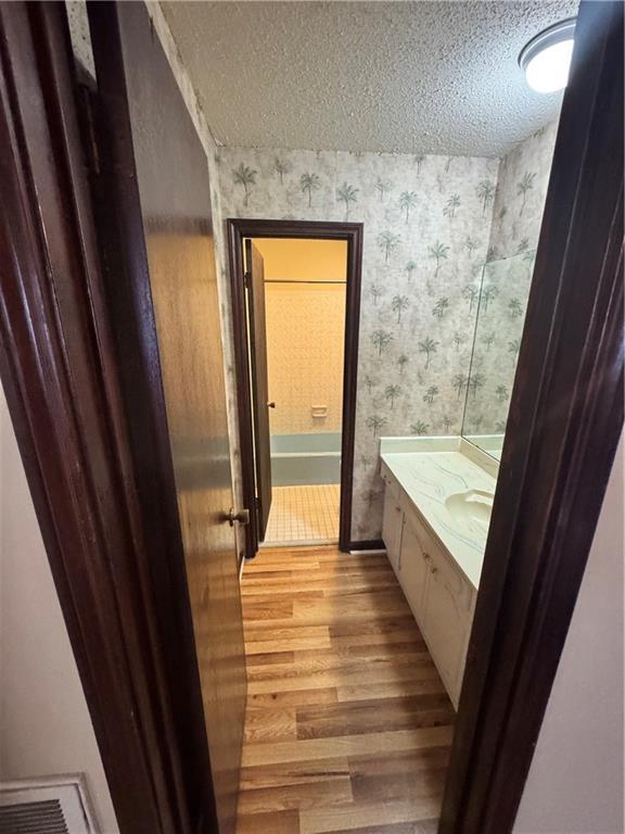 5041 Burke Dr, Metairie, LA 70003 - photo 9