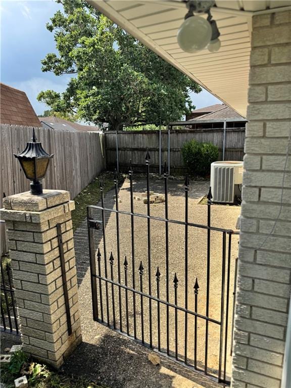 5041 Burke Dr, Metairie, LA 70003 - photo 18