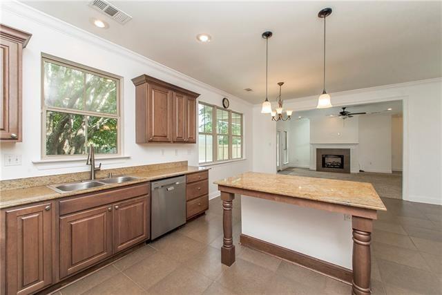 300 Place Saint Julien Pl, Covington, LA 70433 - photo 5