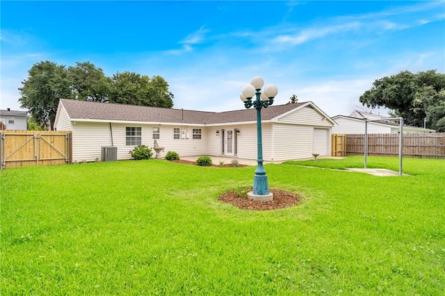 566 Welham Loop, La Place, LA 70068 - rear view of property featuring a fenced backyard and a gate