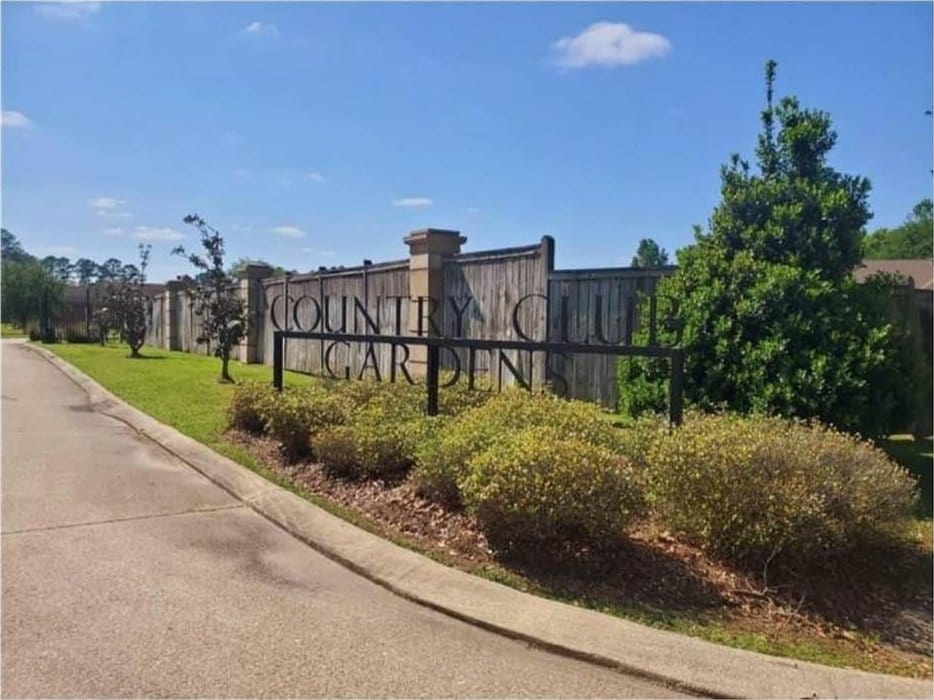 19428 Par Ln, Hammond, LA 70401