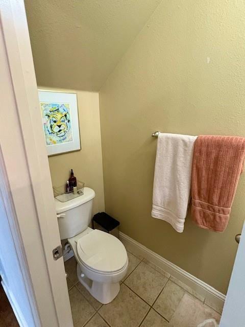 4000 Lake Beau Pre Blvd Unit 131, Baton Rouge, LA 70820 - bathroom with vaulted ceiling and tile patterned flooring