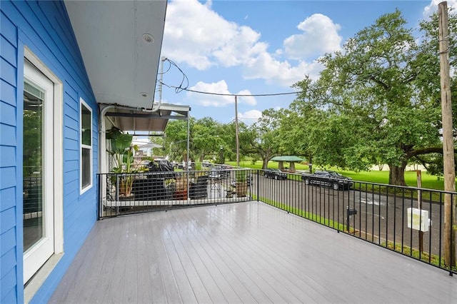 137 N Roadway St Unit 123, New Orleans, LA 70124 - view of deck