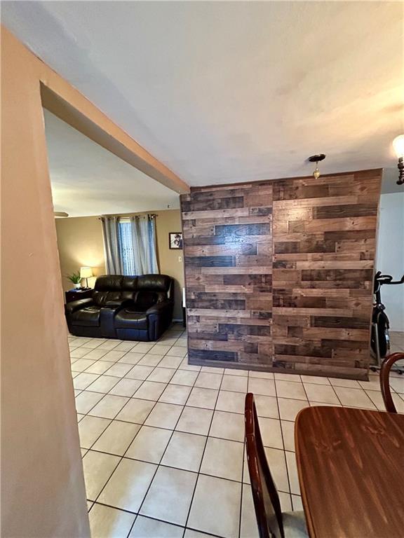 913 Harmony St, New Orleans, LA 70115 - photo 6