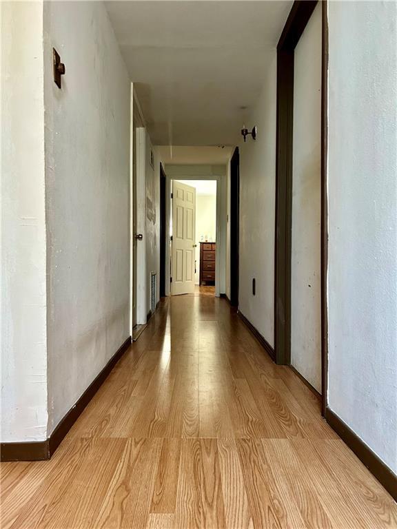 913 Harmony St, New Orleans, LA 70115 - photo 11