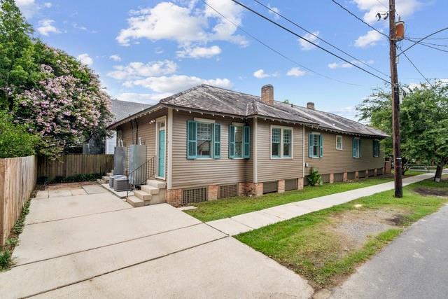 800002 Panola St, New Orleans, LA 70118 - photo 14