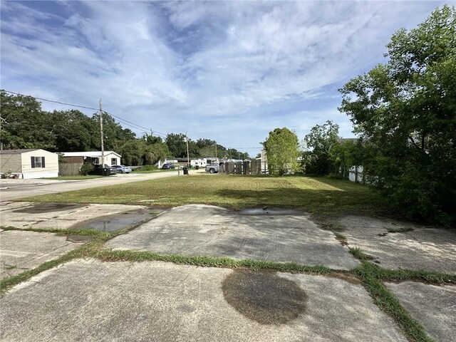 2300 Guillot Dr, Saint Bernard, LA 70085 - photo 4
