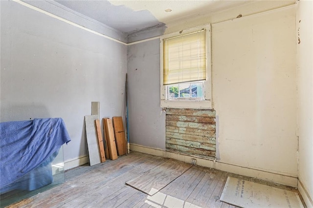 71113 Montegut St, New Orleans, LA 70117 - empty room featuring wood-type flooring