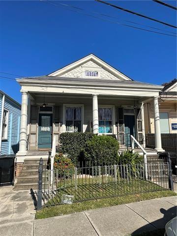 534749 Tchoupitoulas St, New Orleans, LA 70115 - photo 1