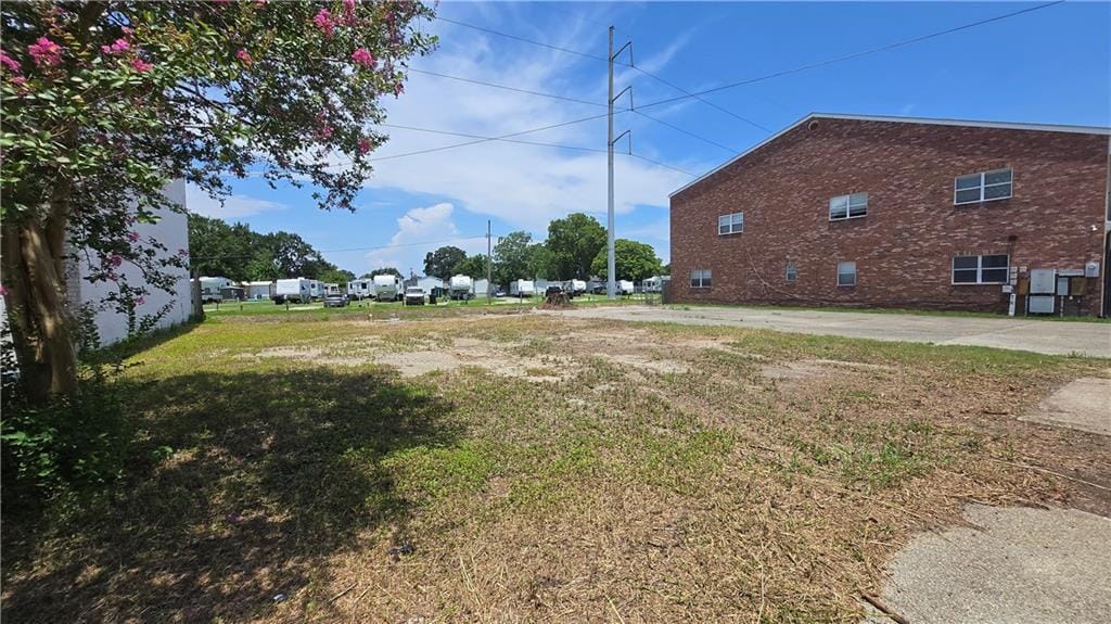 2120 Packenham Rd, Chalmette, LA 70092 - photo 1