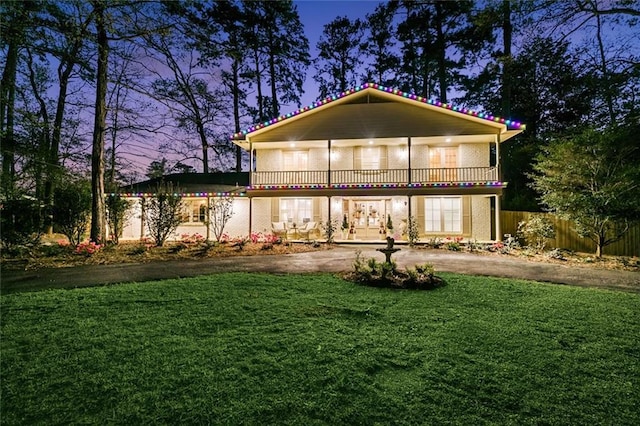 163 Tchefuncte Dr, Covington, LA 70433 - back of property featuring a balcony