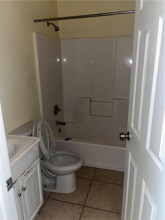 2237 Harmony St, New Orleans, LA 70115 - photo 5