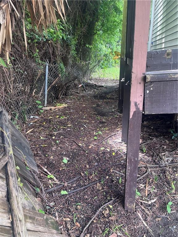 2237 Harmony St, New Orleans, LA 70115 - photo 13
