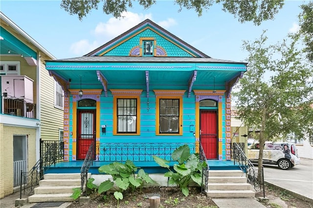 332426 Banks St, New Orleans, LA 70119 - view of front of property
